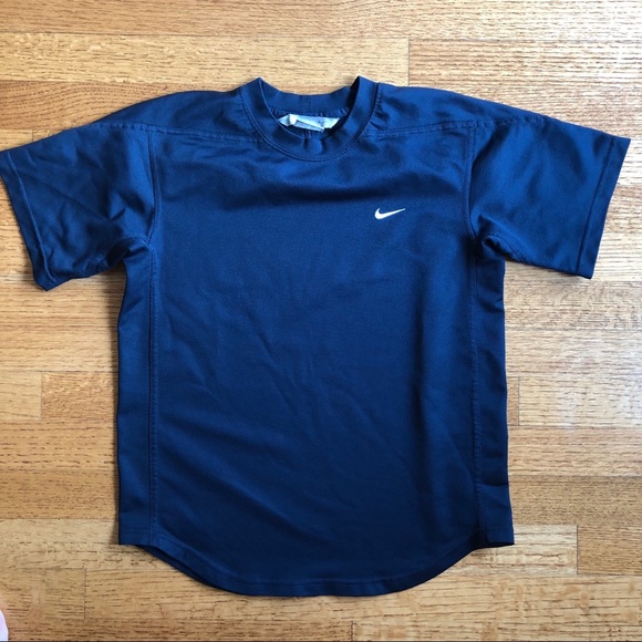 boys nike shirts on sale